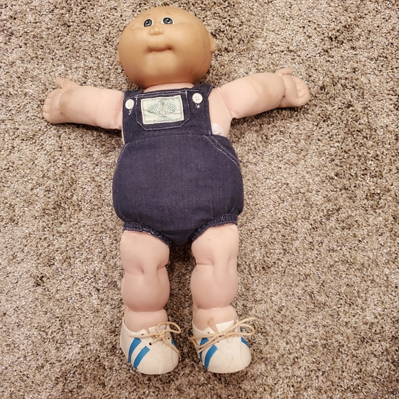 Vintage Cabbage Patch Kids 1980's Doll - Picture 1 of 15